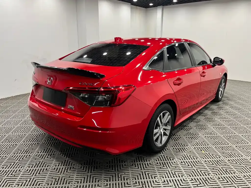 Honda Civic — фото 8