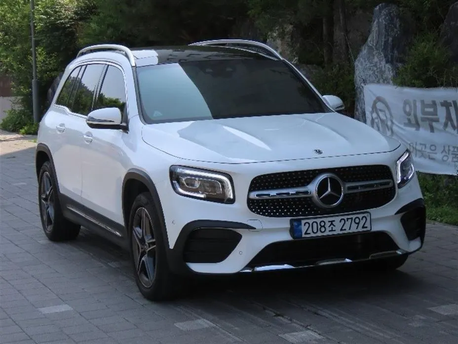 Mercedes-Benz GLB-Class — фото 8