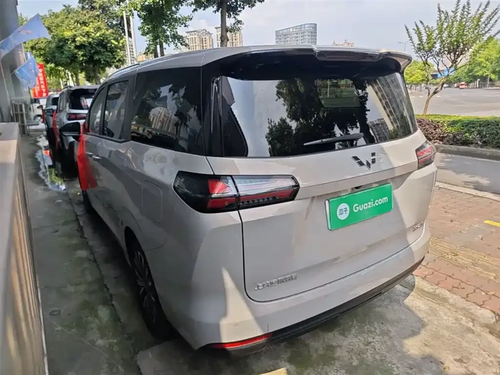 Wuling Starlight 730 New Energy — фото 4