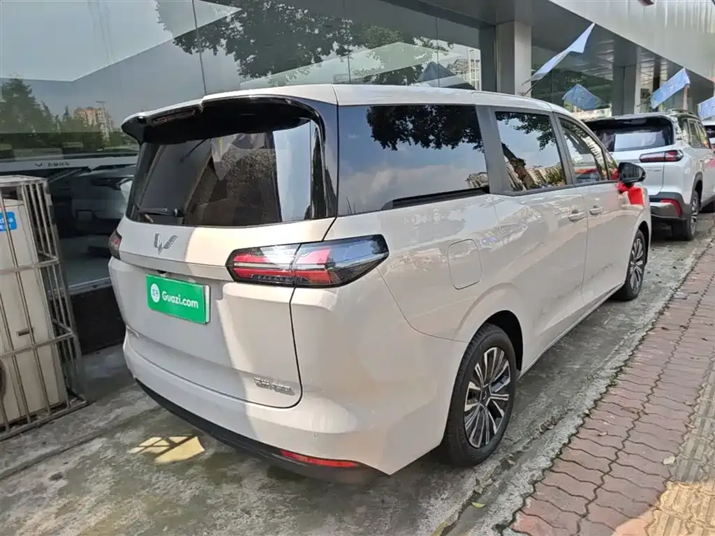 Wuling Starlight 730 New Energy — фото 8