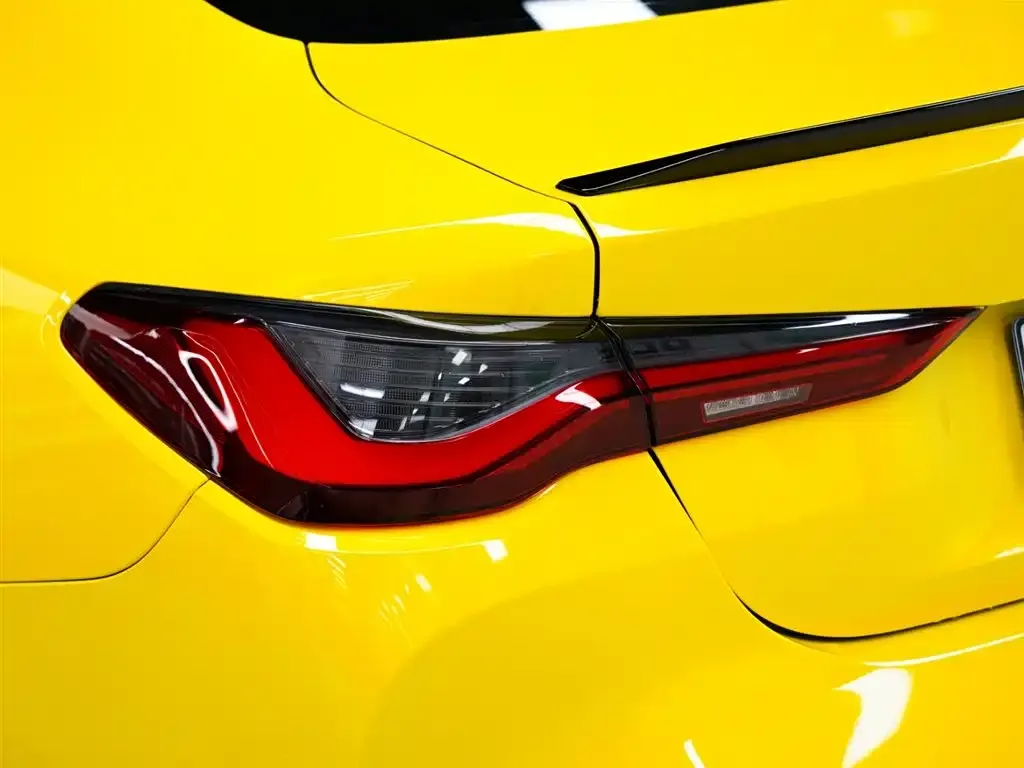 BMW M4 — фото 5