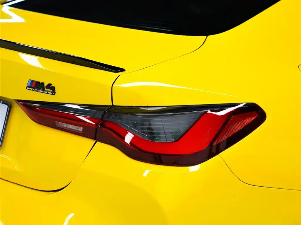 BMW M4 — фото 9
