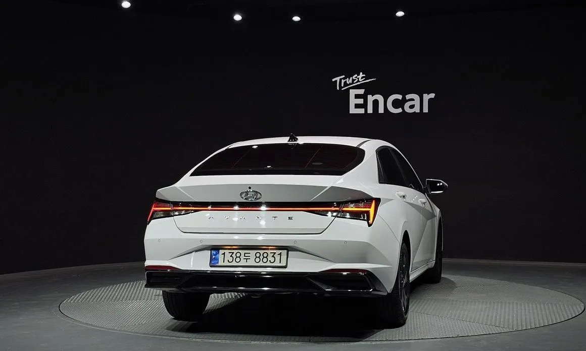 Hyundai AVANTE — фото 2