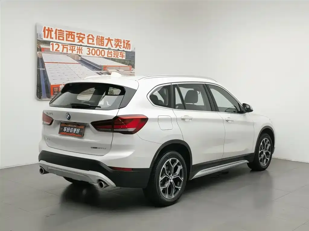 BMW X1 — фото 7