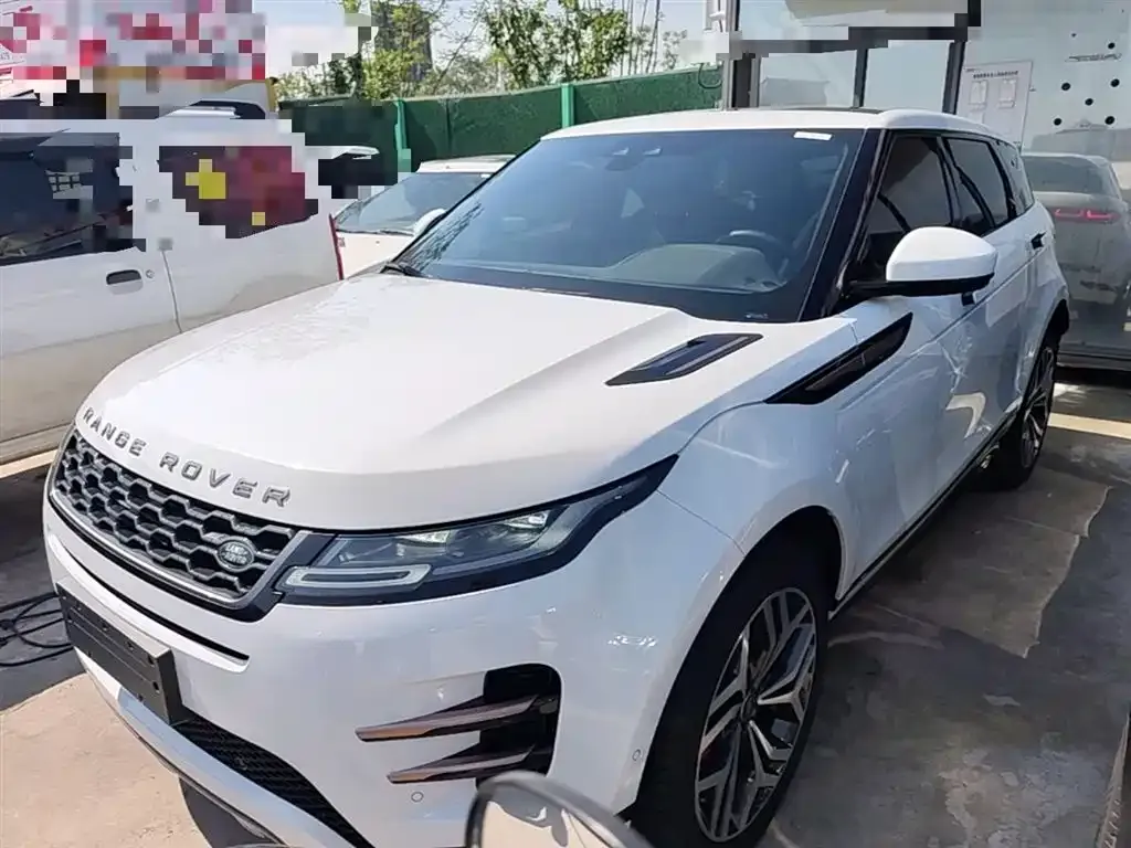 Land Rover Evoque — фото 1