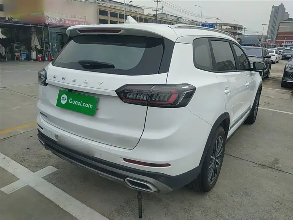 Chery Tiggo 8 — фото 10