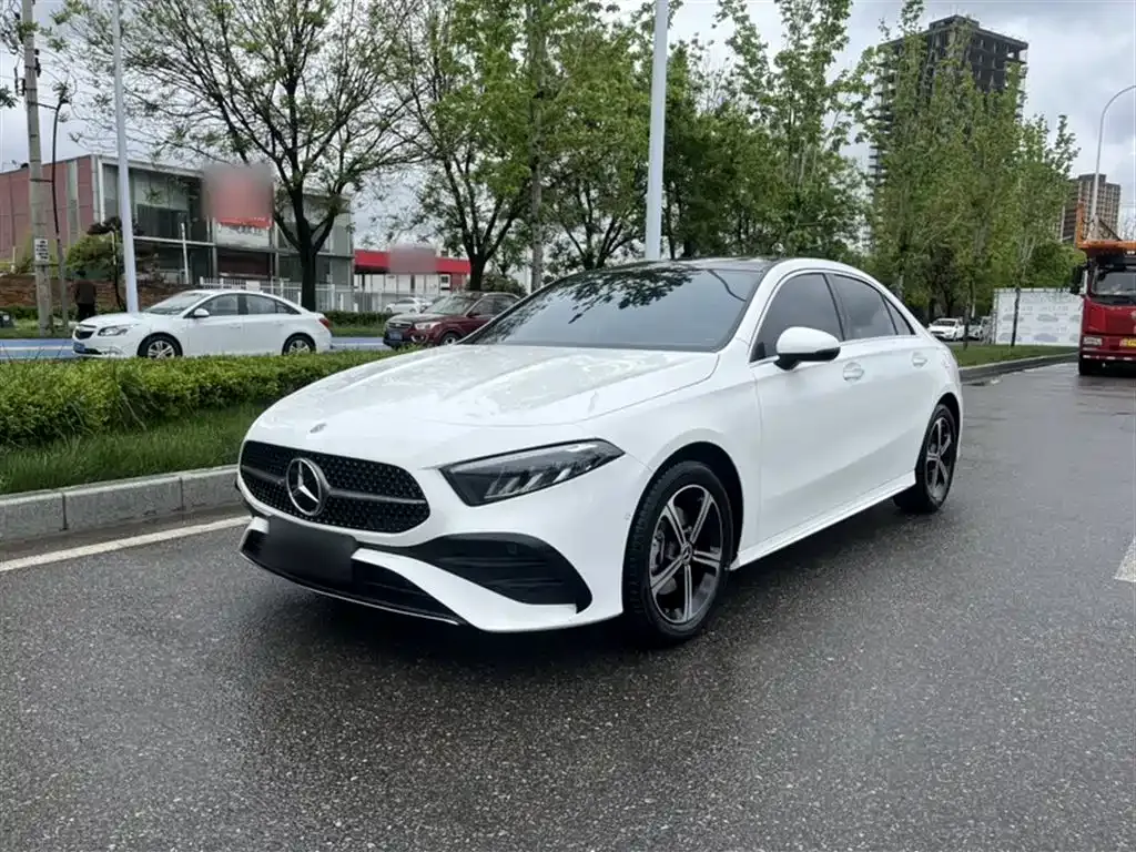 Mercedes-Benz A-Class — фото 10