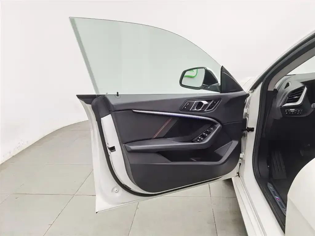 BMW 2 Series (Import) — фото 3
