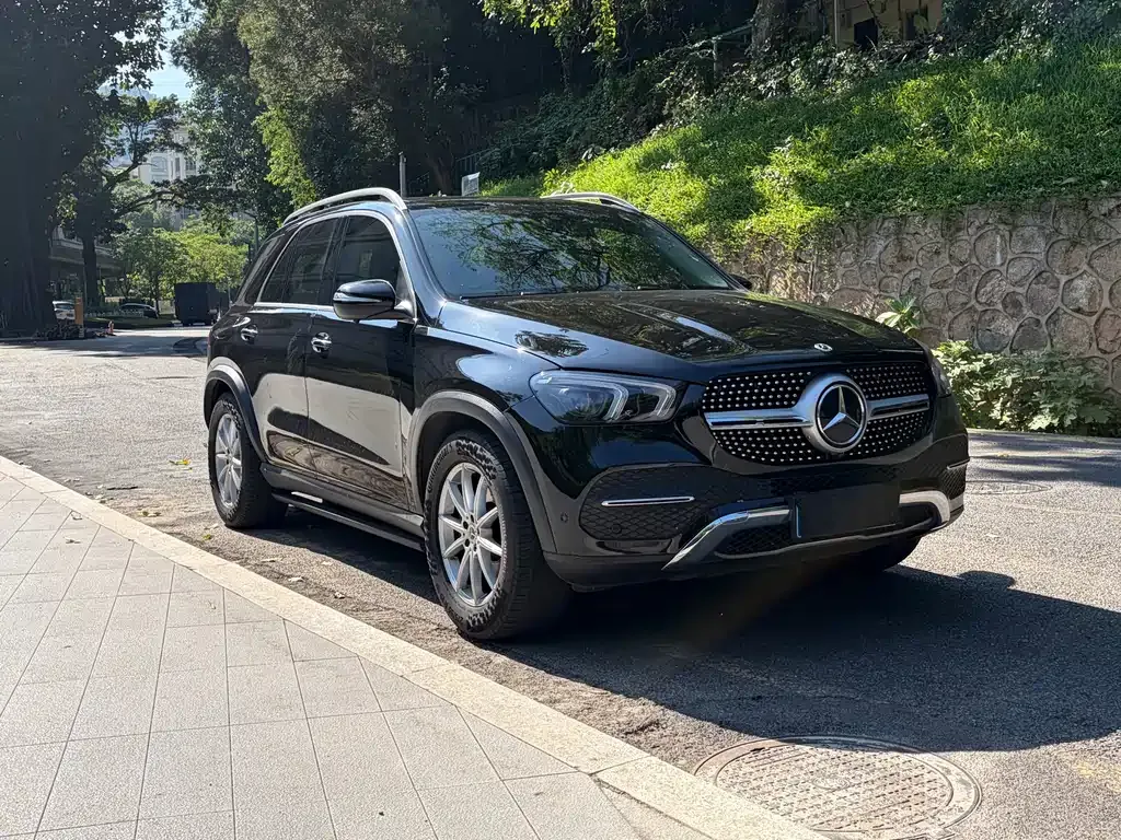 Mercedes-Benz GLE (Import) — фото 1