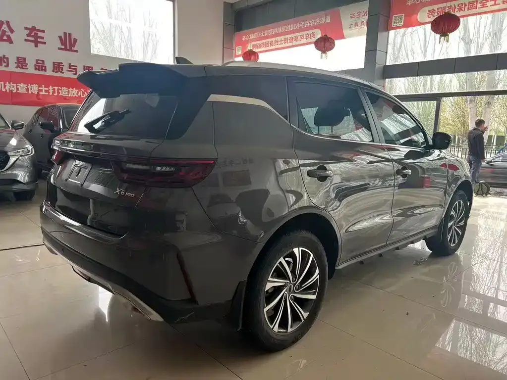 Geely Vision X6 — фото 3