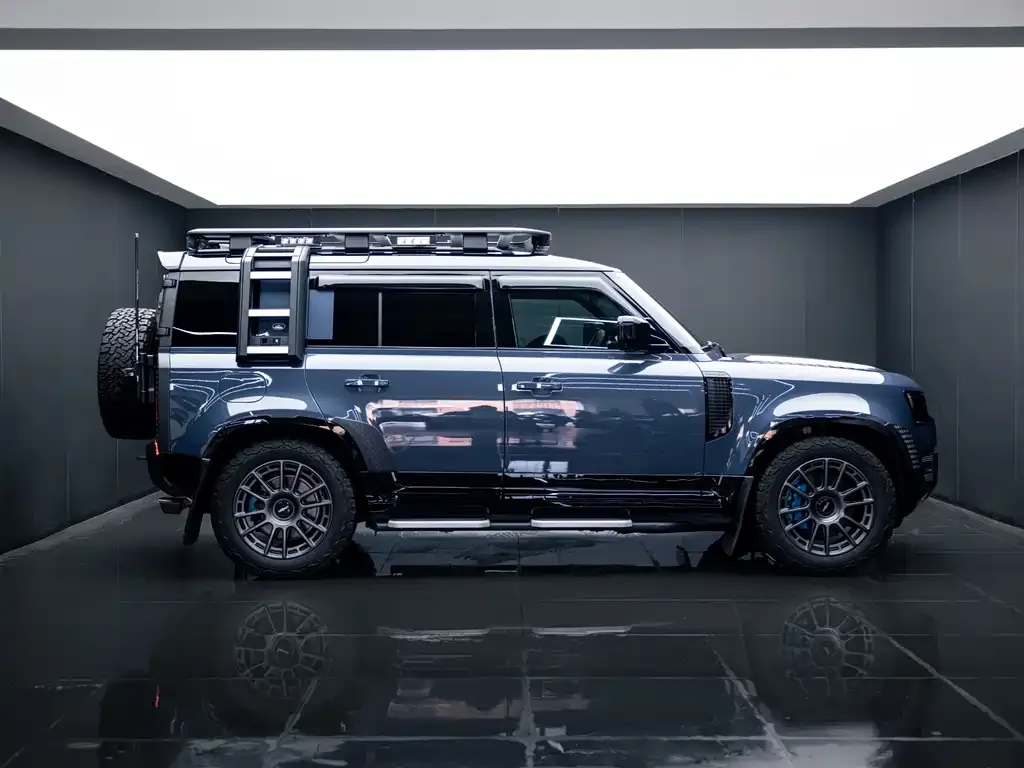 Land Rover Defender — фото 7
