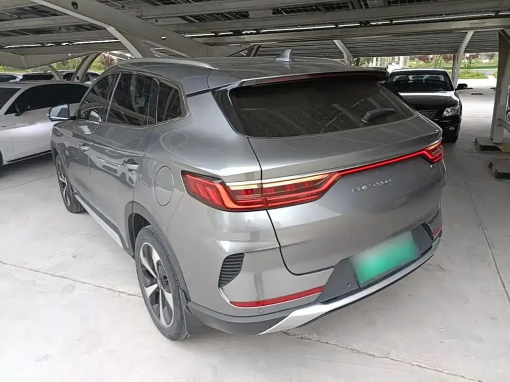 BYD PLUS New Energy — фото 5