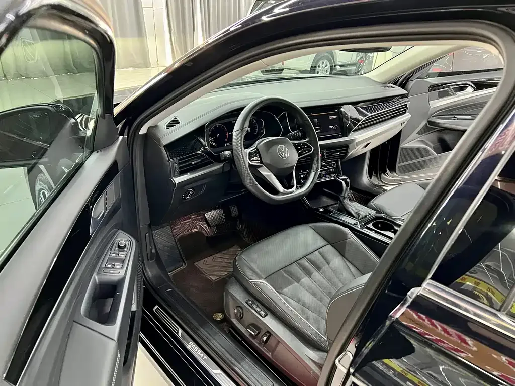 Volkswagen Passat — фото 2