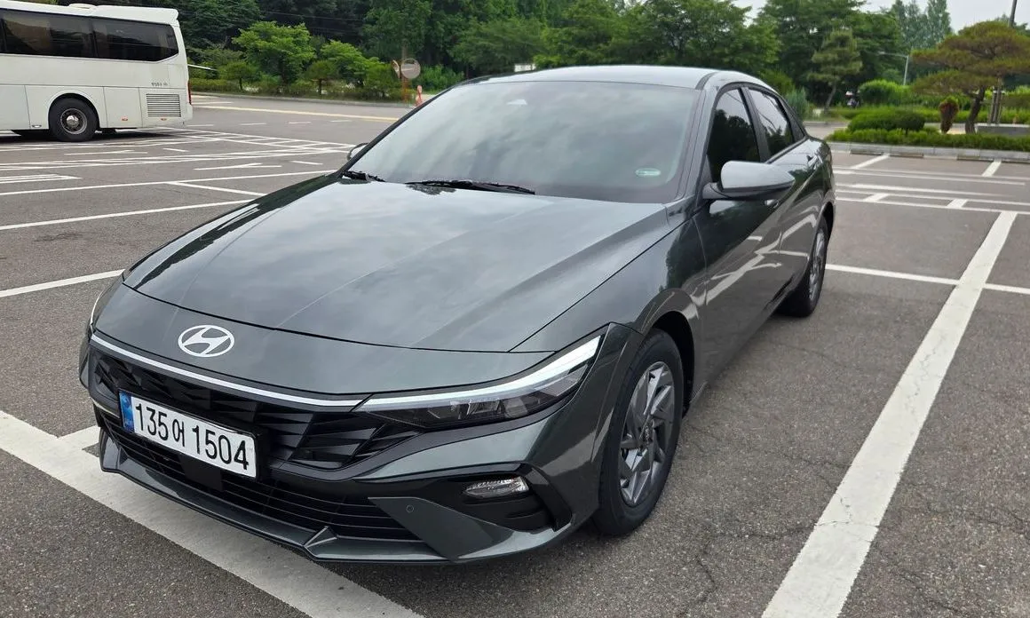 Hyundai AVANTE — фото 1