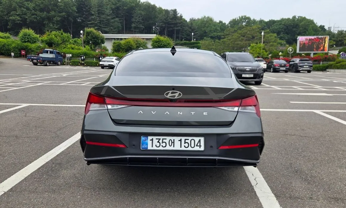 Hyundai AVANTE — фото 2