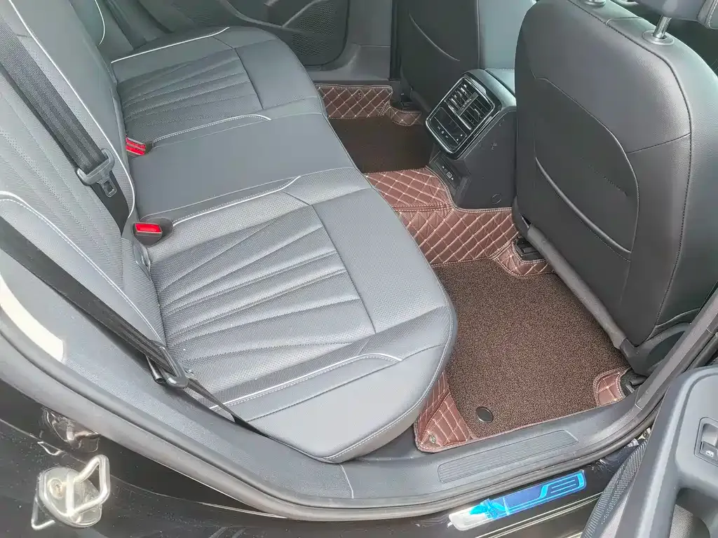 Volkswagen Passat — фото 6