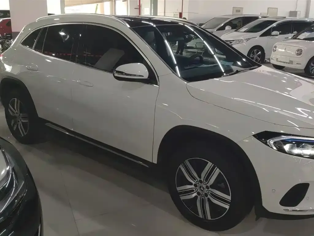 Mercedes-Benz EQA — фото 10