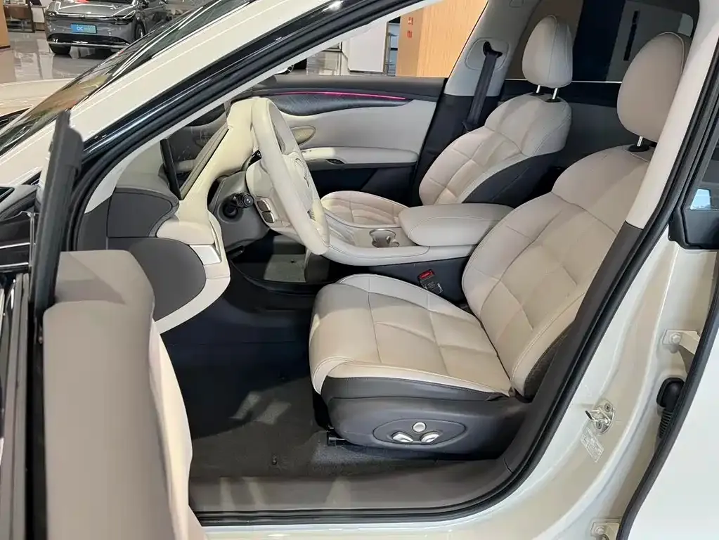 IM LS6 — фото 4