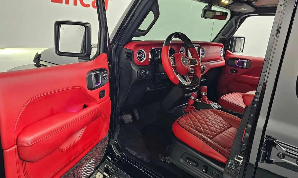 Jeep Wrangler — фото 7