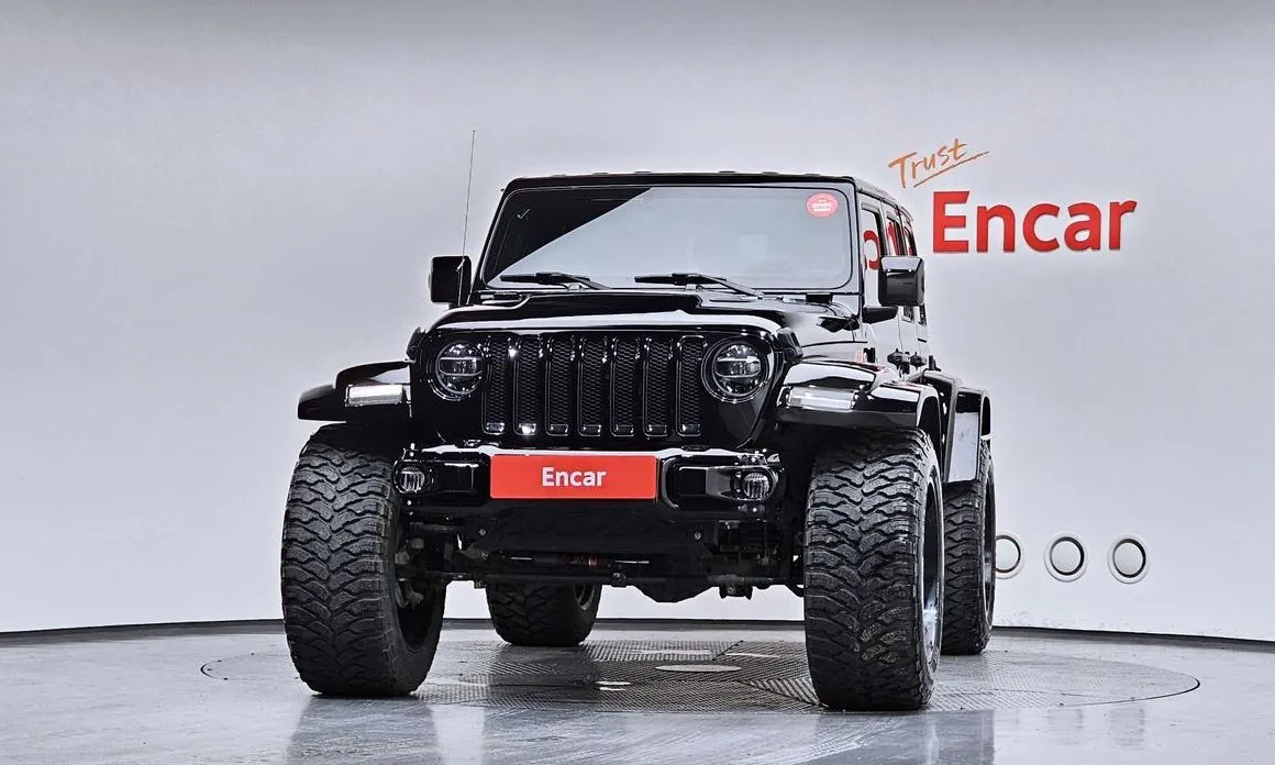 Jeep Wrangler — фото 10