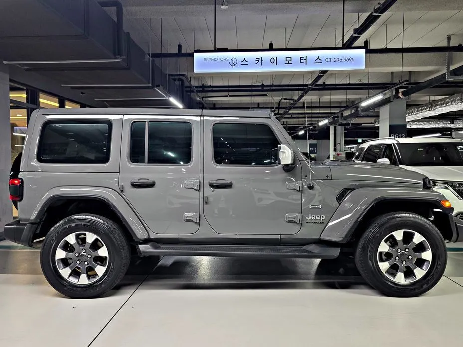 Jeep Wrangler — фото 6