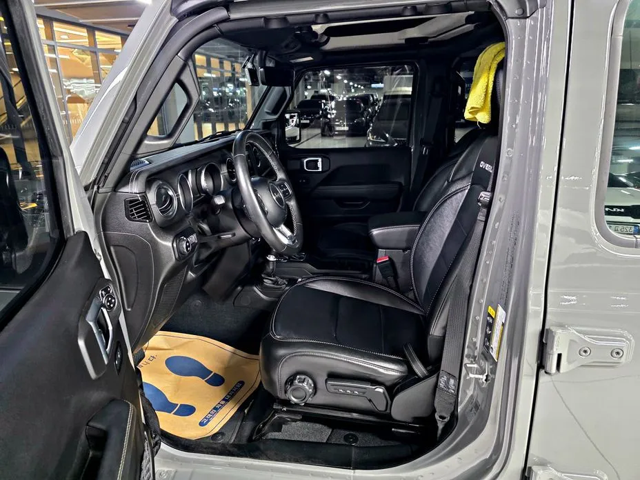 Jeep Wrangler — фото 4
