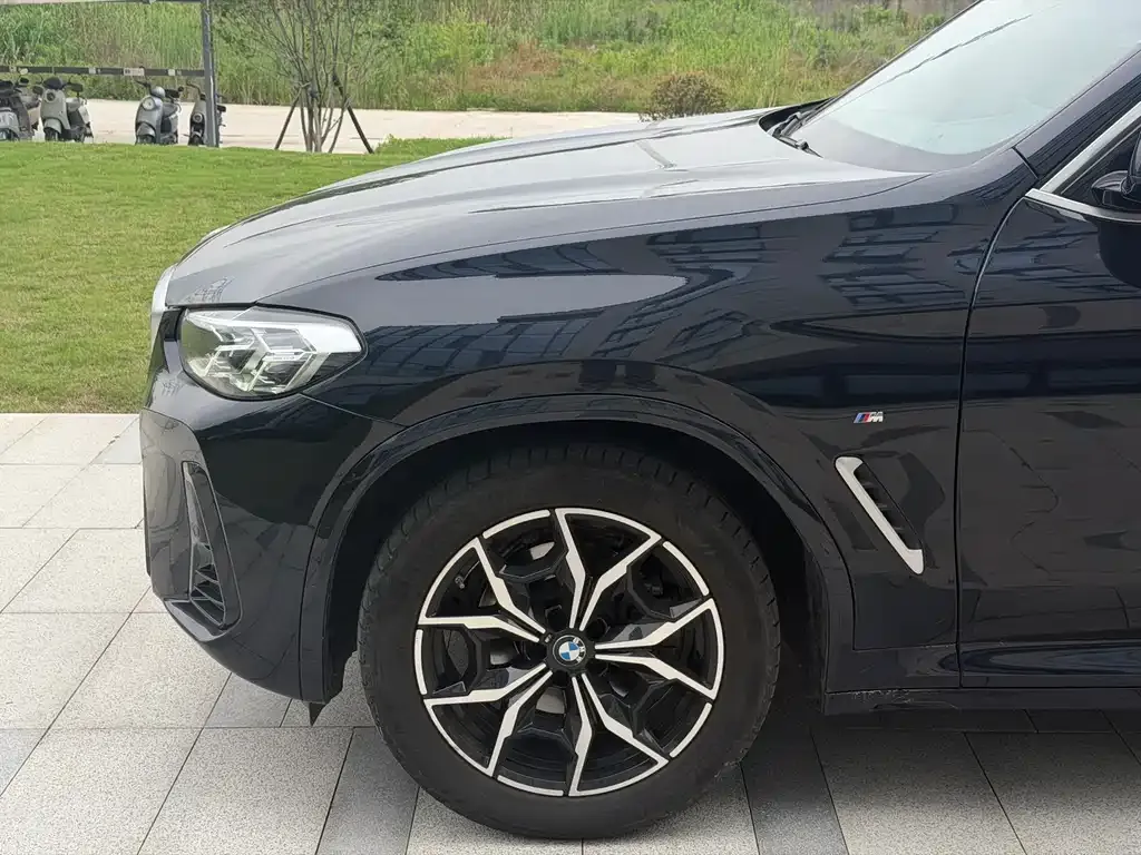 BMW X3 — фото 10