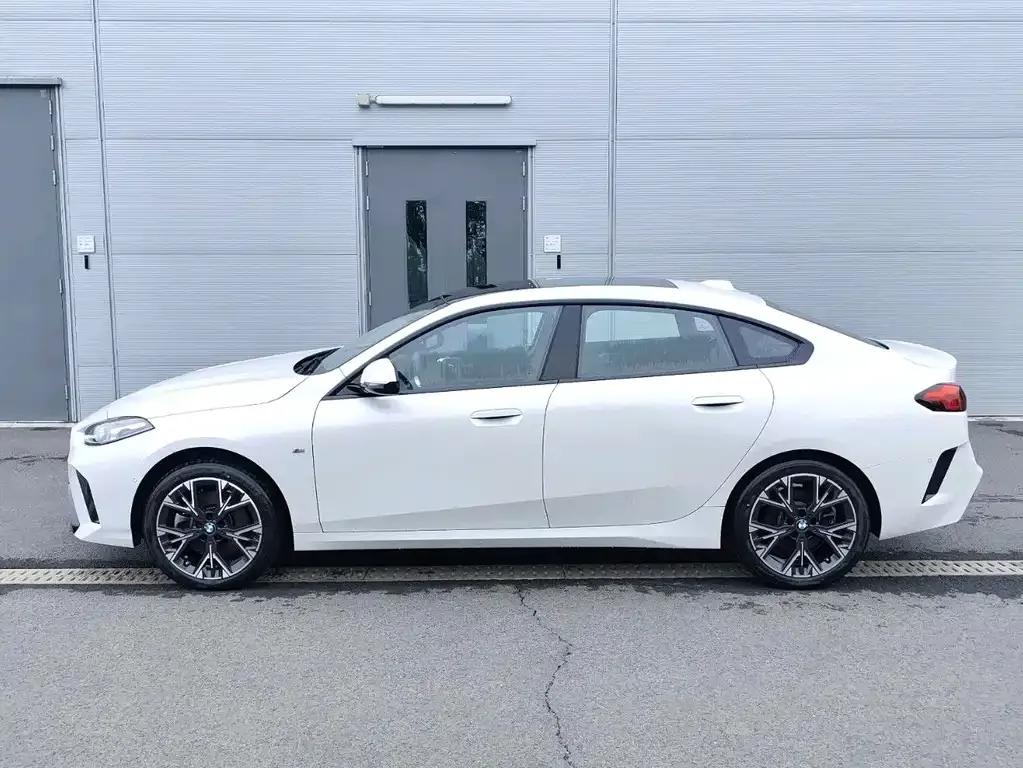 BMW 2 Series — фото 10