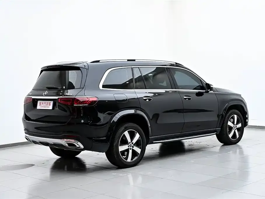 Mercedes-Benz GLS — фото 6