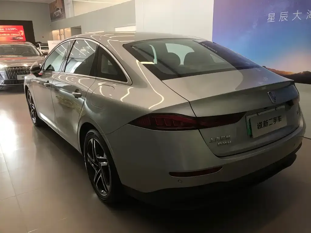 Roewe D7 — фото 4