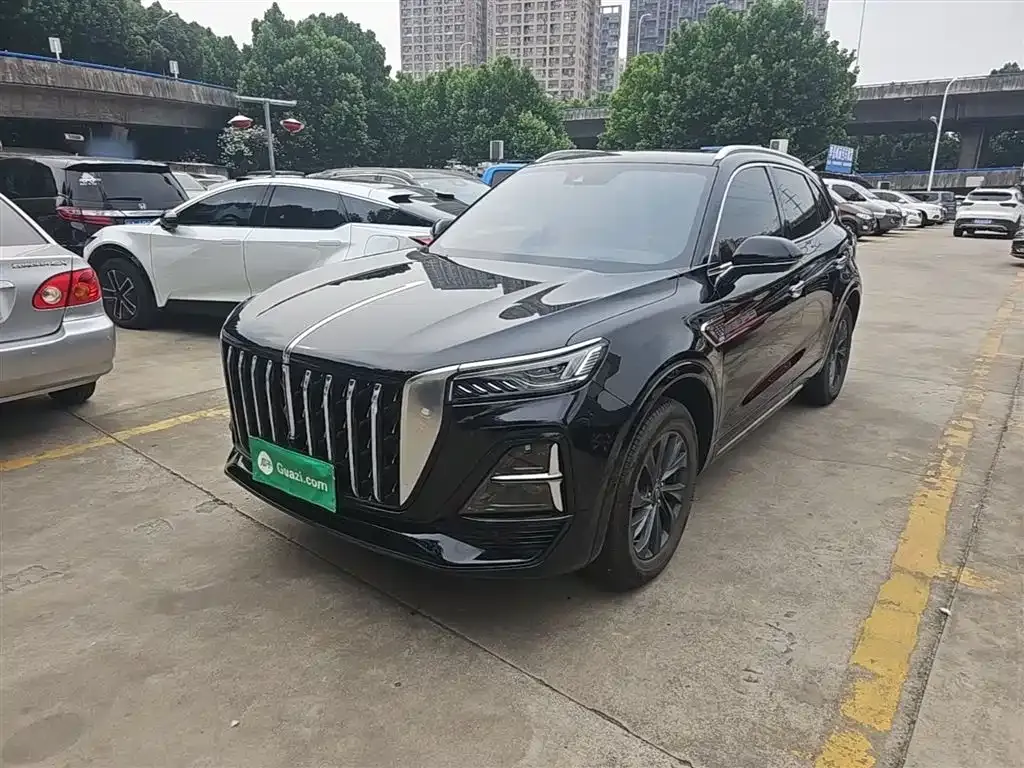 Hongqi HS5 — фото 1