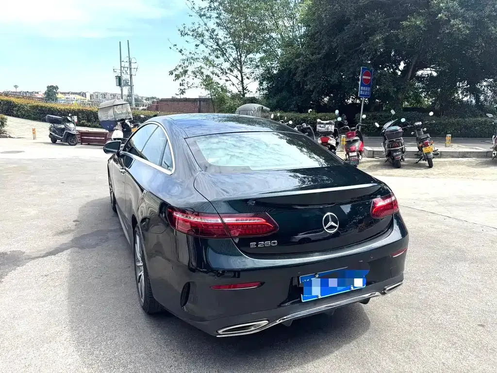 Mercedes-Benz E-Class (Import) — фото 3