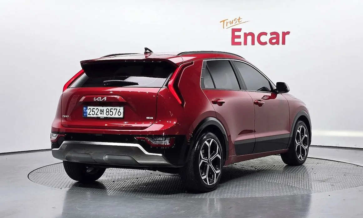 Kia Niro — фото 8