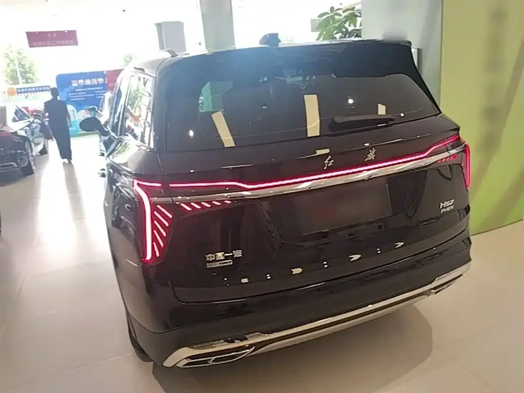 Hongqi HS7 PHEV — фото 10