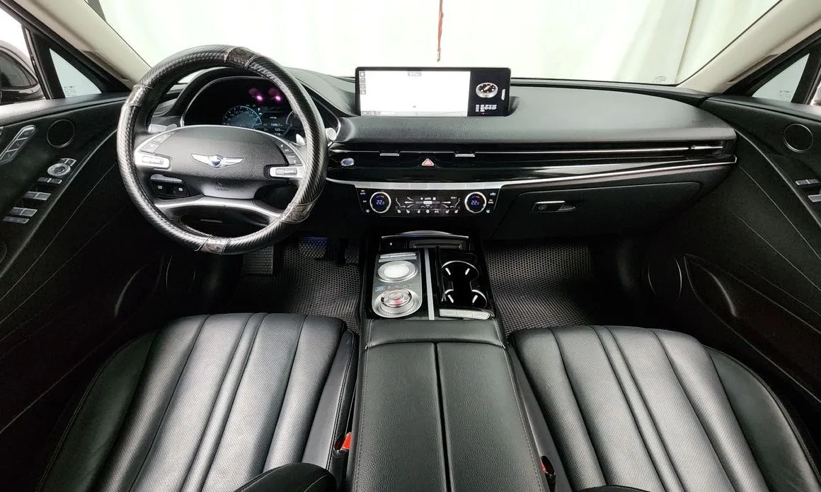 Genesis G80 — фото 10