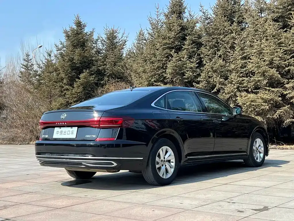Volkswagen Passat — фото 4