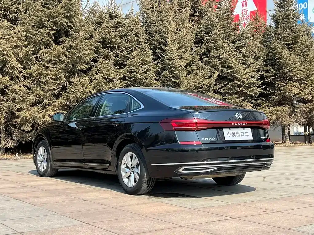 Volkswagen Passat — фото 3