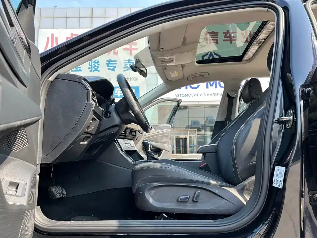 Volkswagen Passat — фото 6