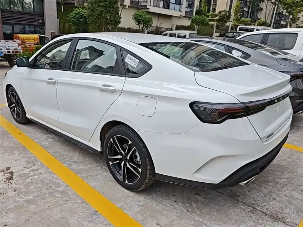 Geely Binrui — фото 6