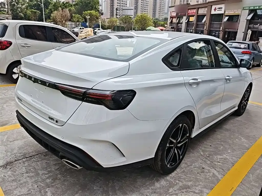 Geely Binrui — фото 4
