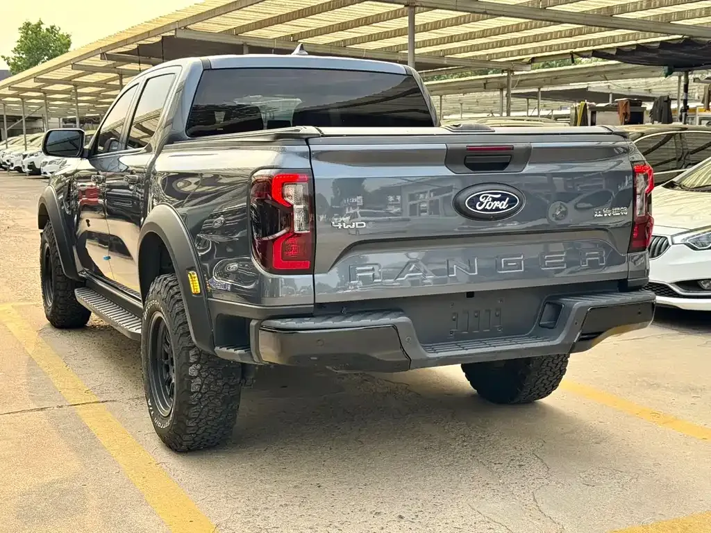 Ford Ranger — фото 9