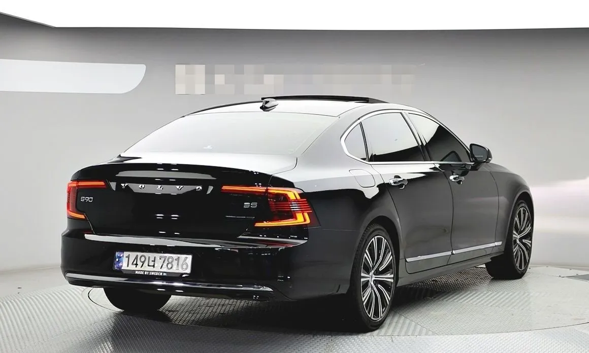 Volvo S90 — фото 5