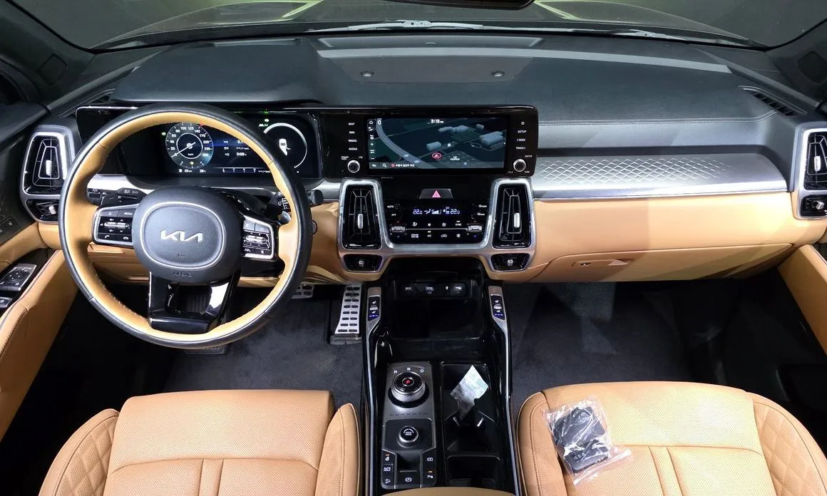 Kia Sorento — фото 7