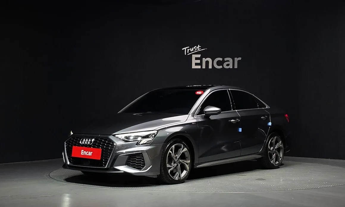 Audi A3 — фото 1