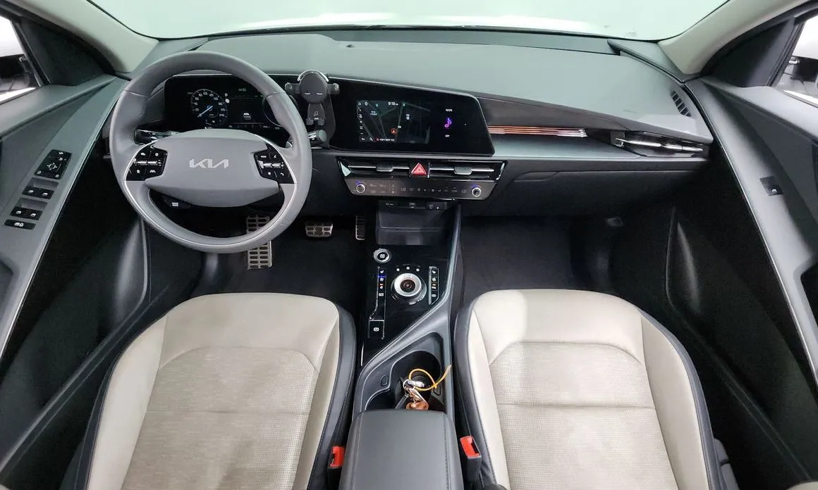 Kia Niro — фото 8