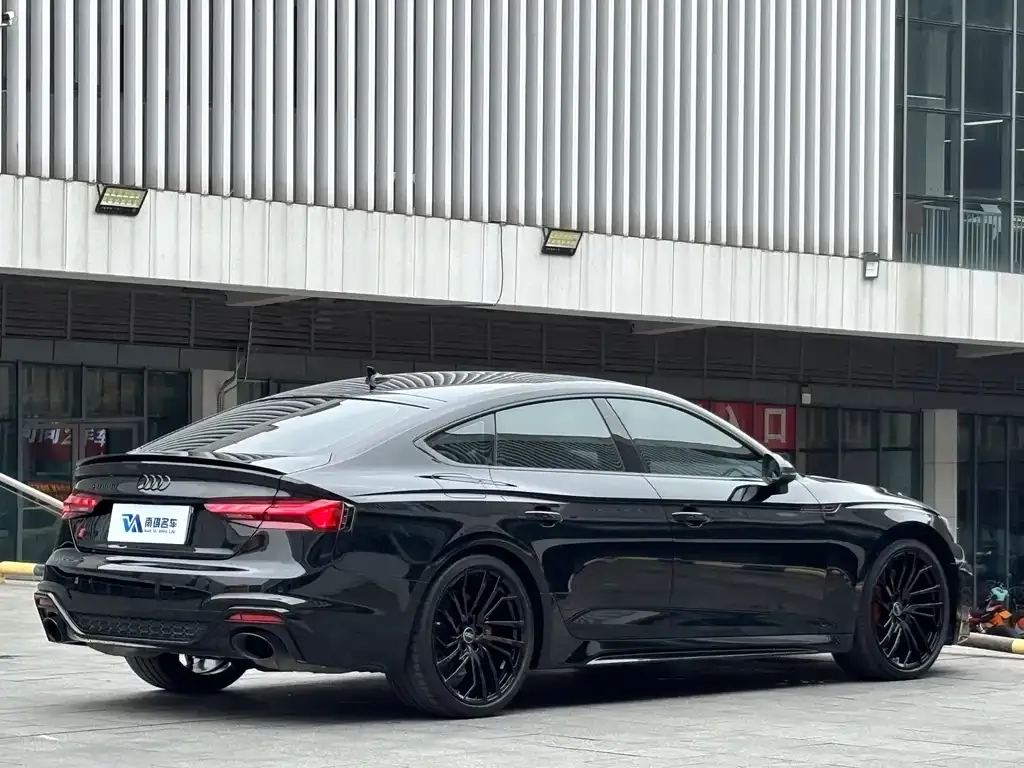 Audi RS 5 — фото 9