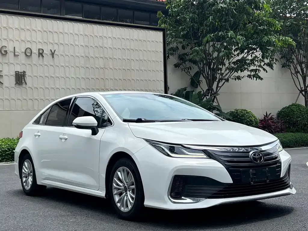 Toyota Allion — фото 5