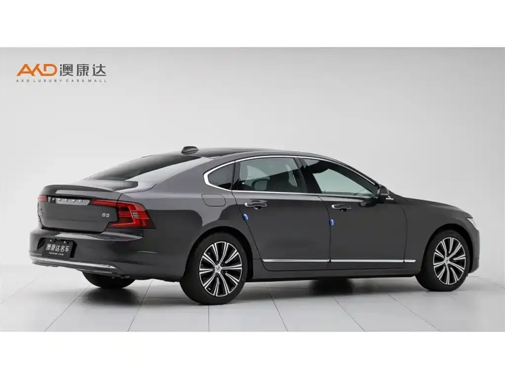 Volvo S90 — фото 7