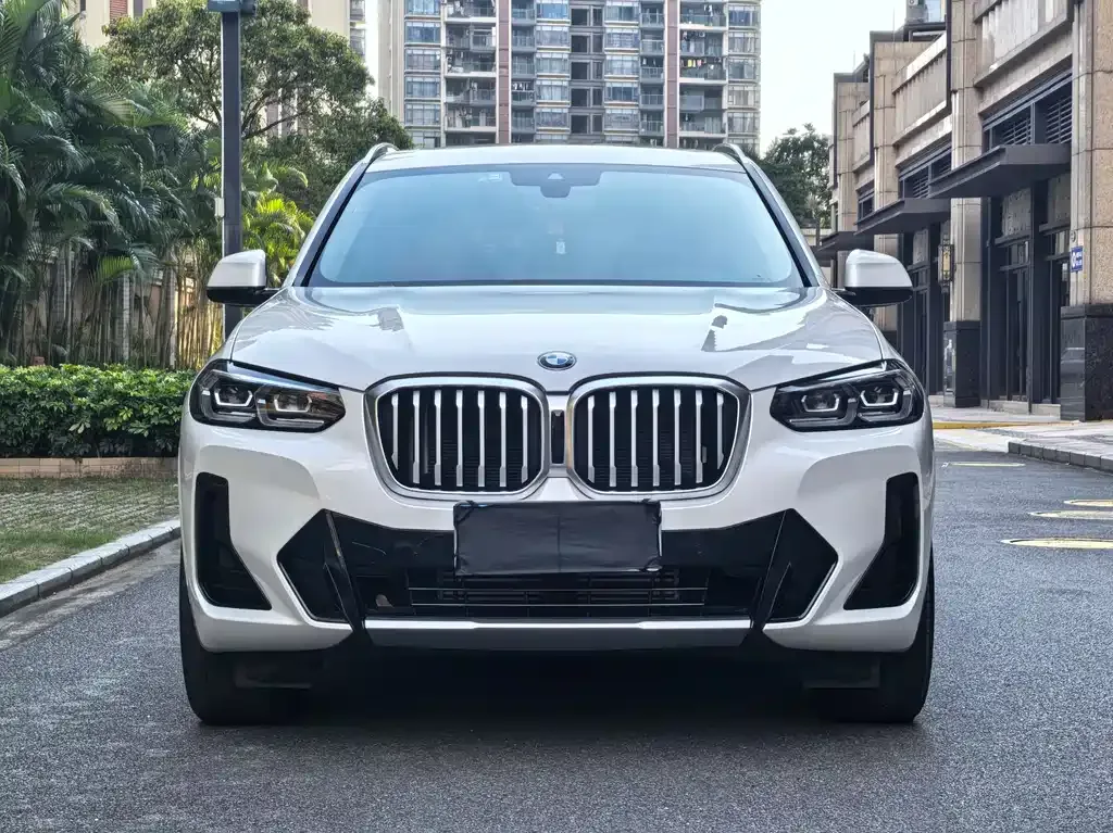 BMW X3 — фото 8