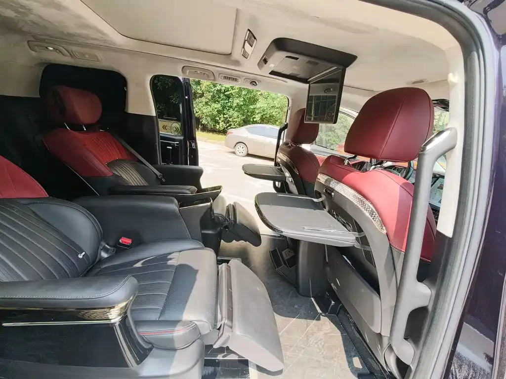 GAC Motor Trumpchi E9 — фото 10